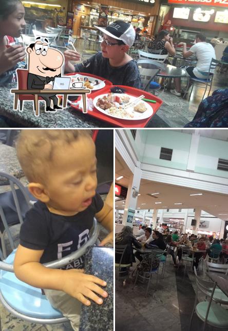 O interior do McDonald's Big Shopping