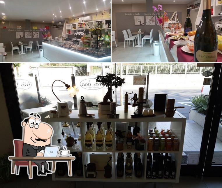 Gli interni di Tres Bon Caffetteria Tabaccheria Lotto Superenalotto