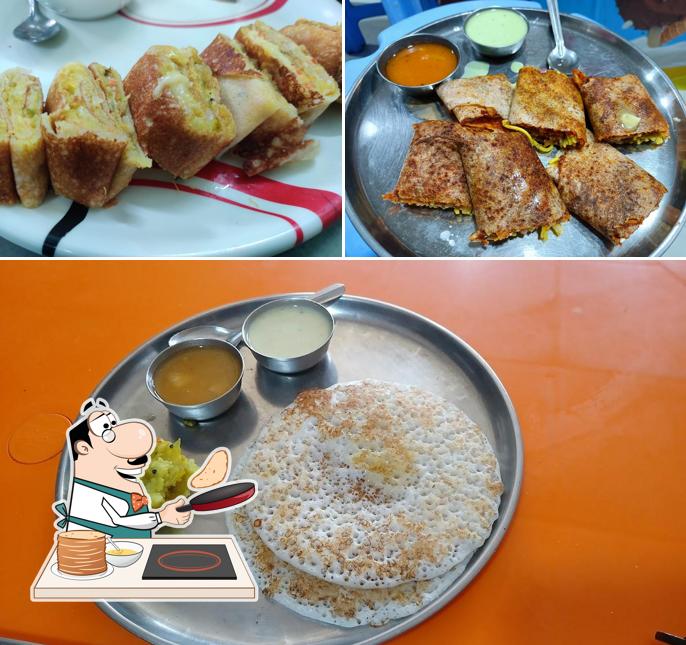Pancakes at Davangiri Loni Dosa (Gopi)