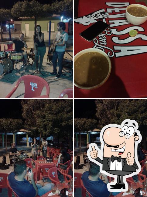 Look at the photo of Point do Espetinho