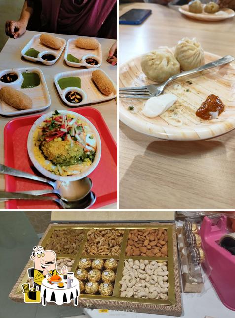 Food at Bikaner Express - Authentic Indian flavors Best Family Restaurant Muzaffarpur