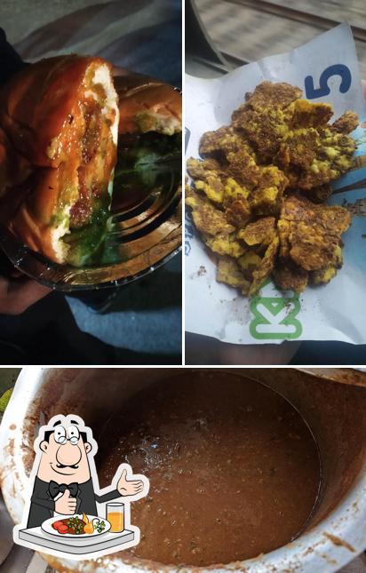 Food at Sethi's chole Katlambe