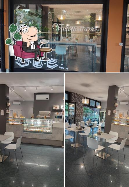 Gli interni di Vallonearanci pasticceria