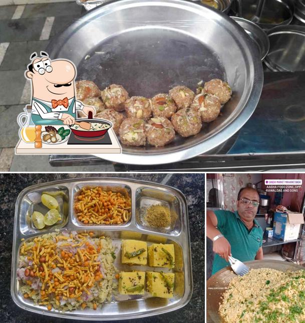 Fried rice at Pharmacist pohe wala main branch Aneja Mall ke Samane