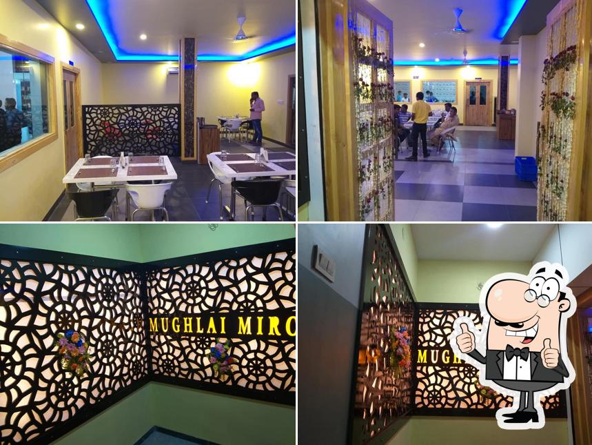 Look at the picture of Mughlai Mirchi