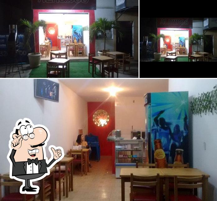 Pizzaria E Espetaria Alhures