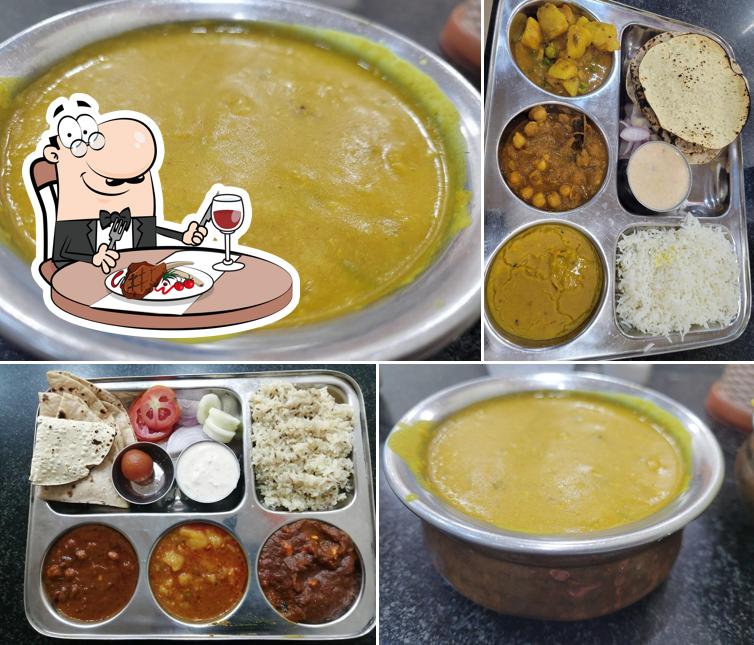 Om Pure Veg Dosa Plaza Famely Restaurent