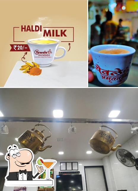The image of drink and interior at Yewale Amruttulya