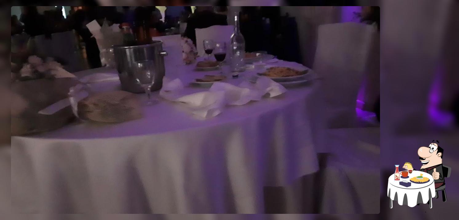 Punto Gola Di Chiarizia Antonietta E C S.a.s. foto