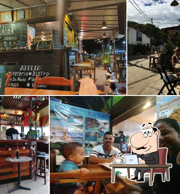 O interior do Ateliê Cafeteria