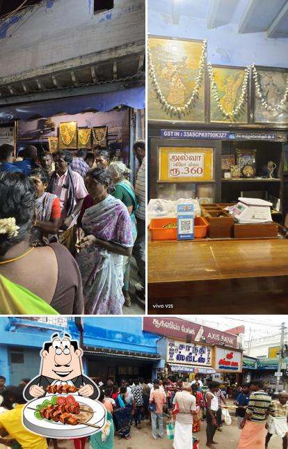 Food at Iruttukadai Halwa Shop