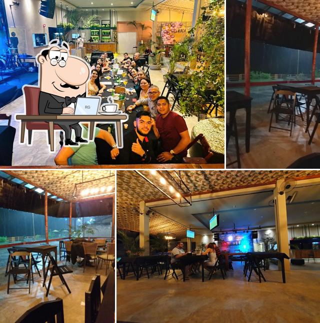 Veja imagens do interior do Rio Bar e Restaurante