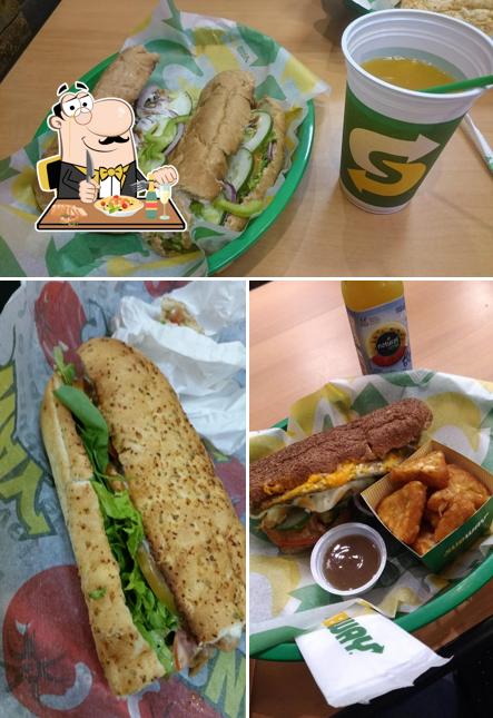 Comida em Subway Bonito