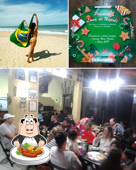 Platos en Disk Pizza Luna Di Nápoli