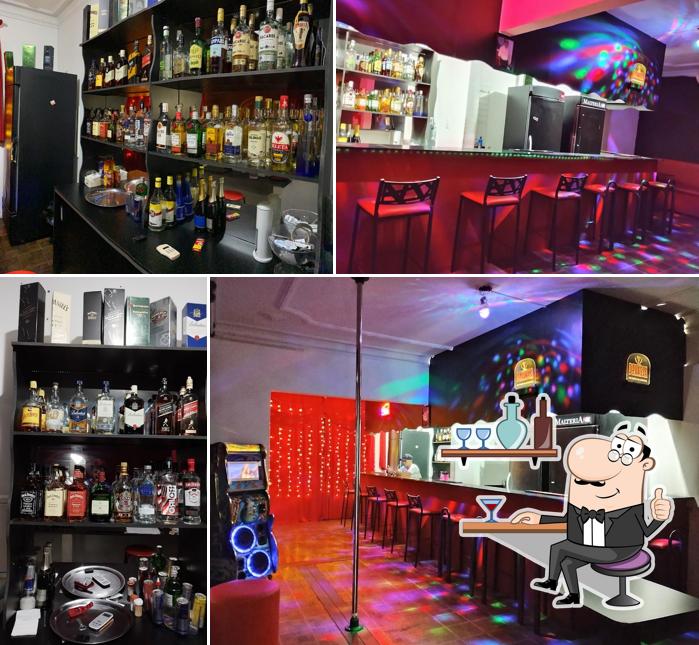 Veja imagens do interior do Apice Scoth Bar