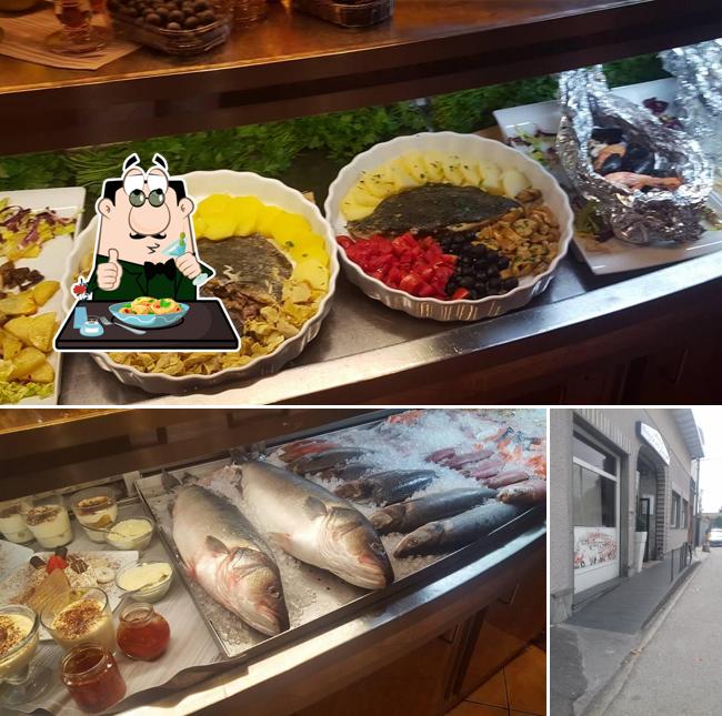 Tra le diverse cose da Antica Osteria della Lucciola si possono trovare la cibo e esterno