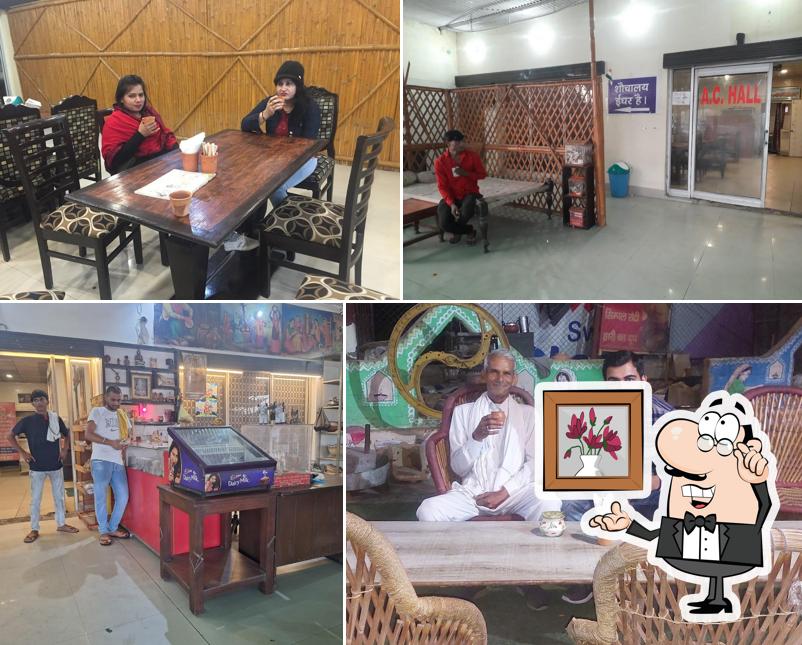 Take a seat at one of the tables at Annapurna vedic rasoi