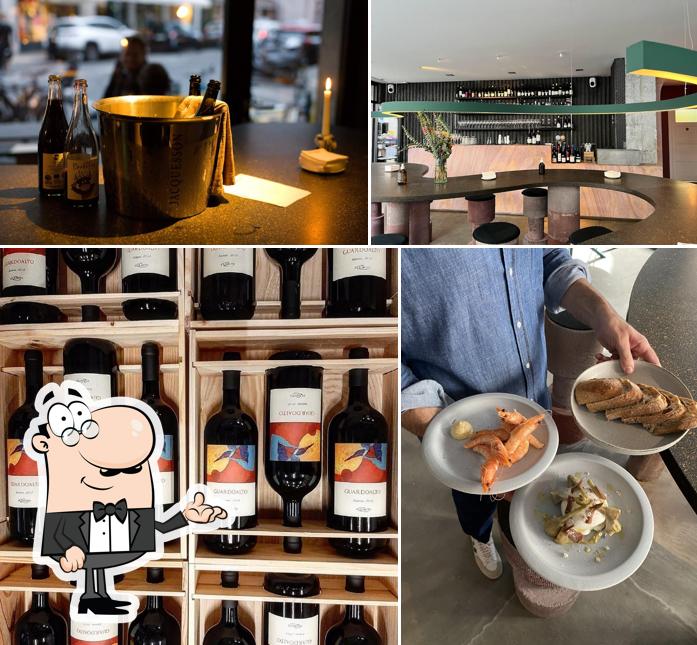 Siediti a un tavolo di Sauvage bar