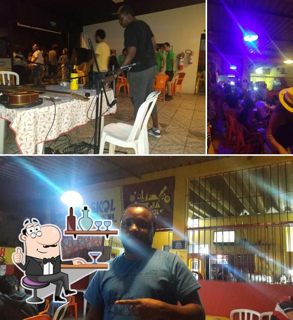 O interior do Bar do Ademir