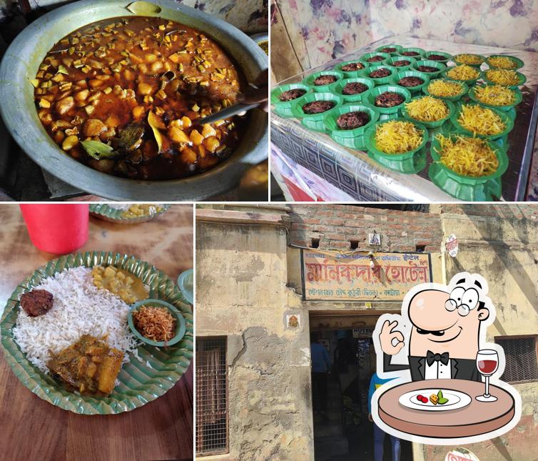 Meals at MANIKDAR HOTEL মানিকদার হোটেল