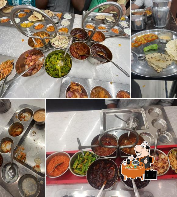 Mussels at Kant Dining Hall & Restaurant