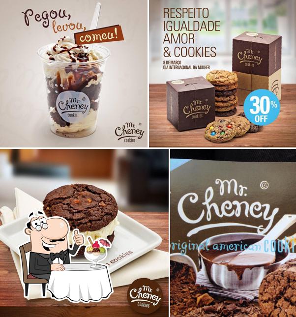 Mr. Cheney - Pátio Paulista