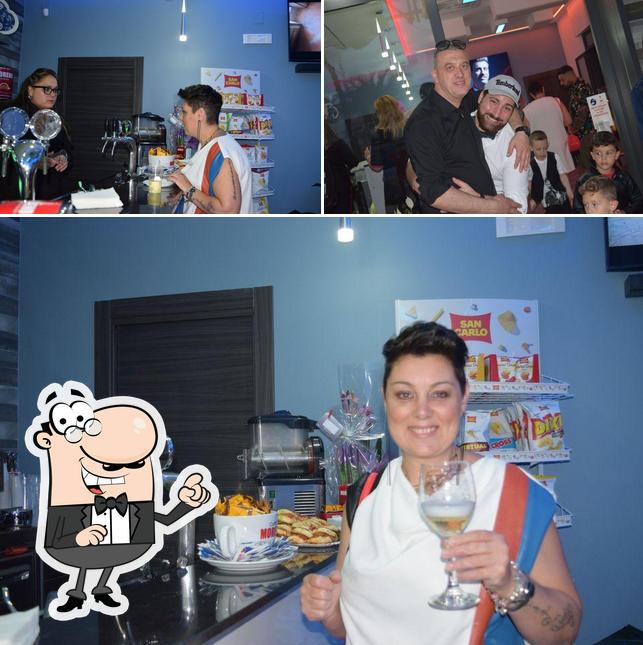 Gli interni di Caffe cavone