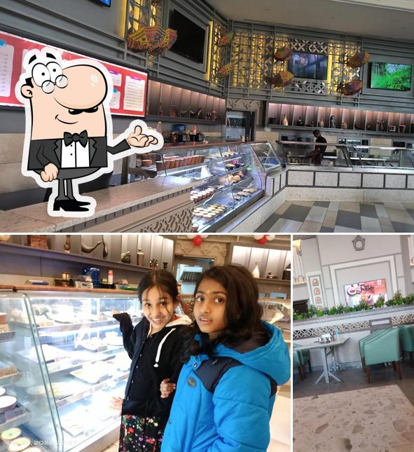 Take a seat at one of the tables at Mannat Haveli Rohtak