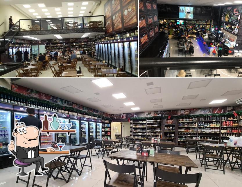 Veja imagens do interior do Empório TC