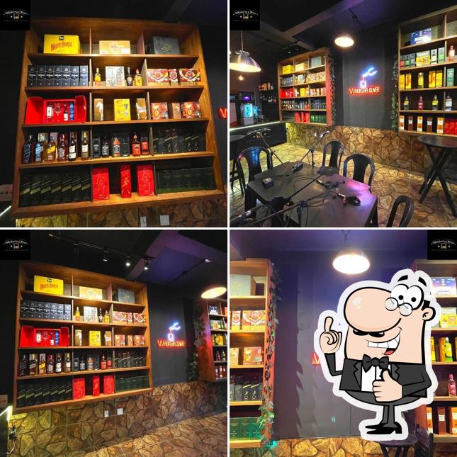 See this pic of Whiskeria Oliver