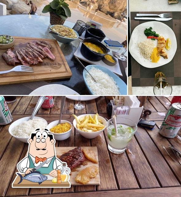 Salmão grelhado em Clássico Beach Club - Grumari