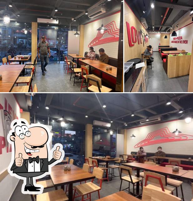 Look at this picture of Pizza Hut Singjamai, Imphal