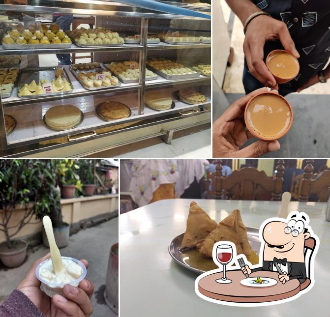 Food at SANKAR MISTANNA PRATISTHAN