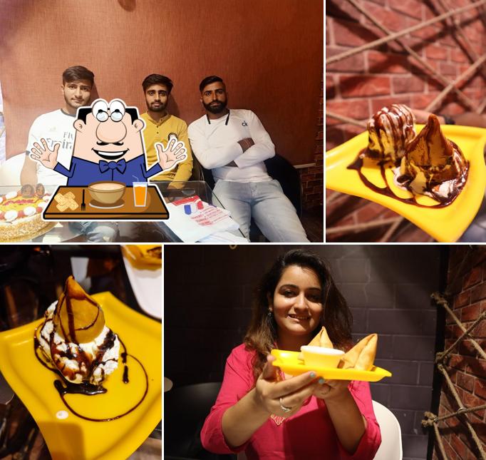 Food at Samosa junction jammu