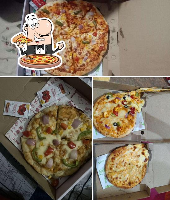 Get different types of pizza