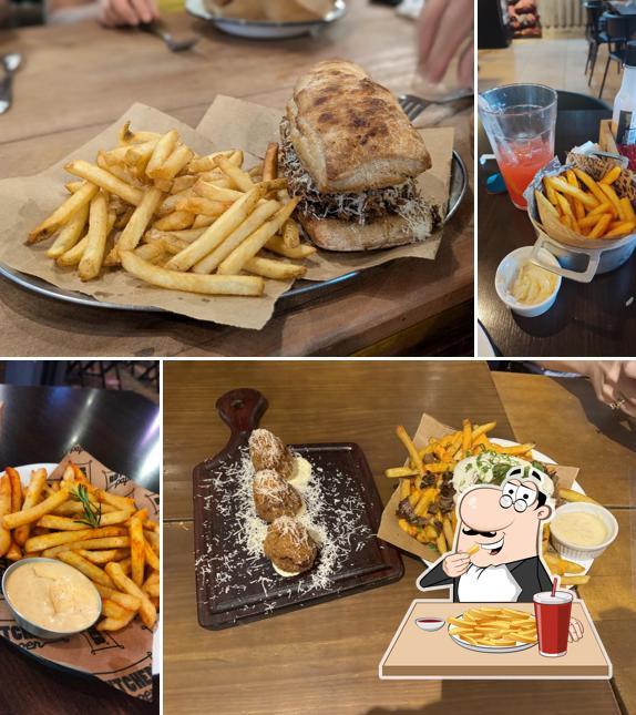 Batata frita em REBU - Fogo e Fumaça