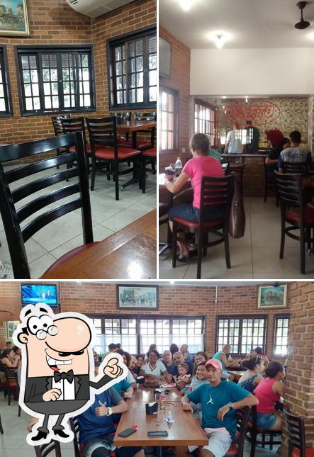 O interior do Veneto Restaurante