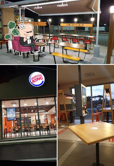 Gli interni di Burger King