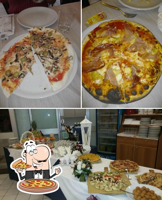 Prenditi una pizza a Ristorante Di Paoli