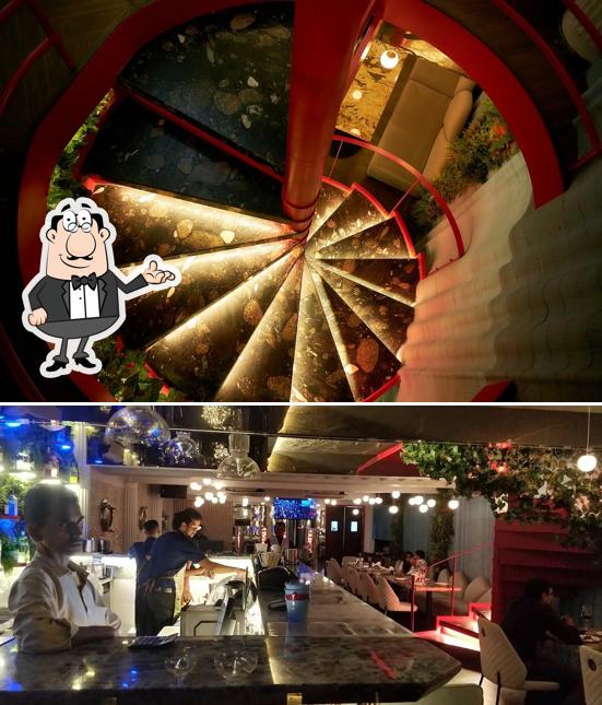 Check out how ON THE DOCKS looks inside