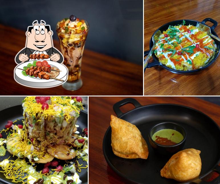 Food at Kochi Chaatwala