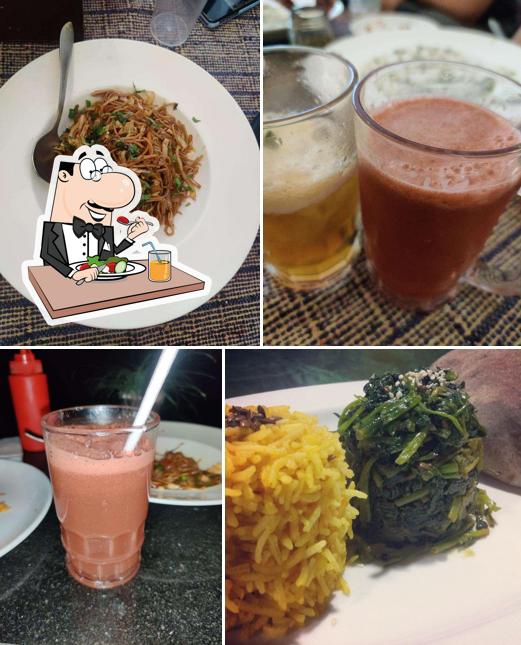 Chocolate mousse at The 60's Cafe (The Beatles)