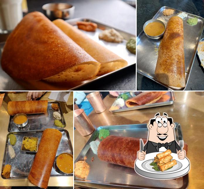 Spring rolls at Carnatic Cafe