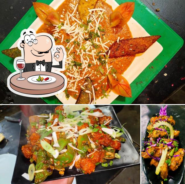 Food at HOTEL MAKHANLAL PURE VEG FAMILY RESTAURANT BHAU KA DHABA