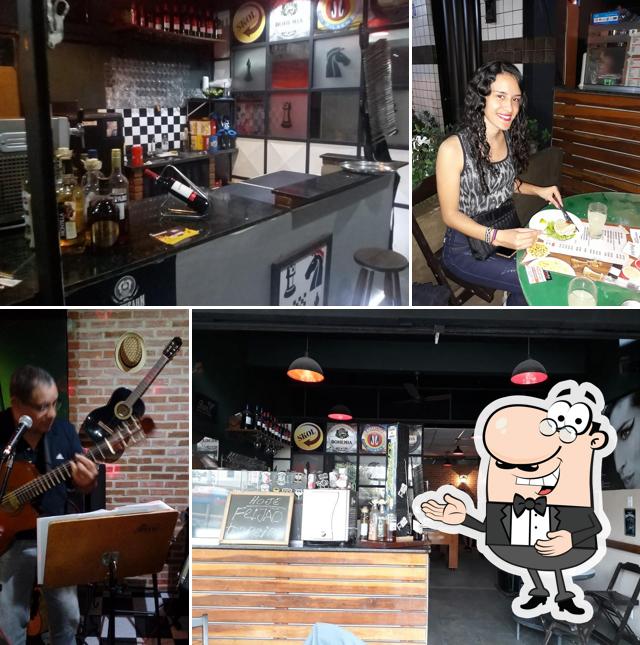 See this picture of Xeque-Mate Bar