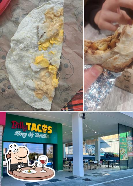 Billy Tacos - Sassari si caratterizza per la cibo e esterno