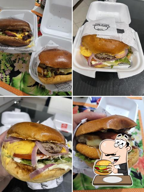 BARNAS HAMBURGUERIA E PIZZARIA ARTESANAL