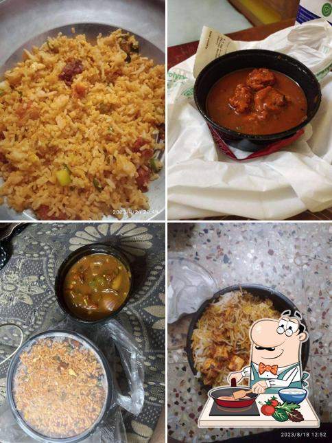 Chicken curry at Ruhi Kitchen