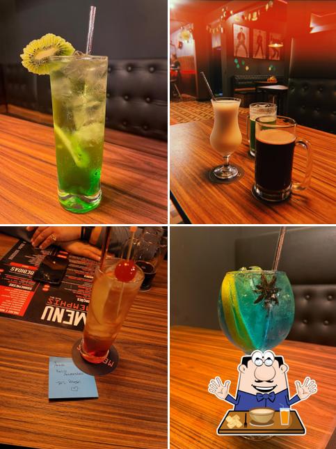 A imagem do Memphis Rock Bar’s comida e bebida