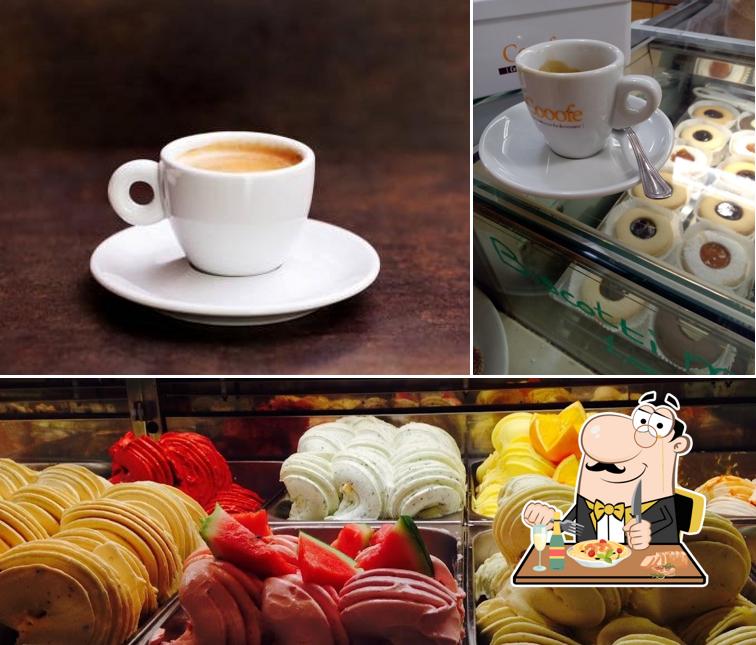 Guarda la immagine che raffigura la cibo e bevanda di Cooofe - Tiare Shopping